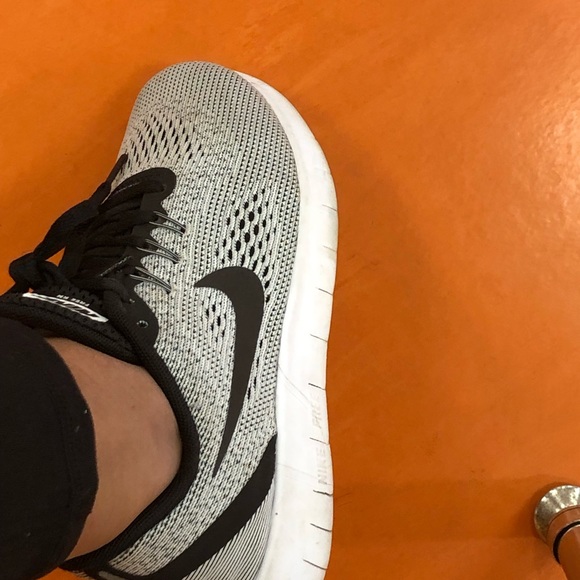 Nike free rn - Picture 3 of 3